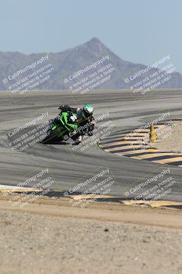 media/Oct-02-2025-Racers Edge (Thu) [[2c91cb6ab3]]/2-A Group/Session 5-Turn 12 (130pm)/